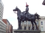 1280px-Statue_of_Wellington,_mounted,_Glasgow_-_DSC06285